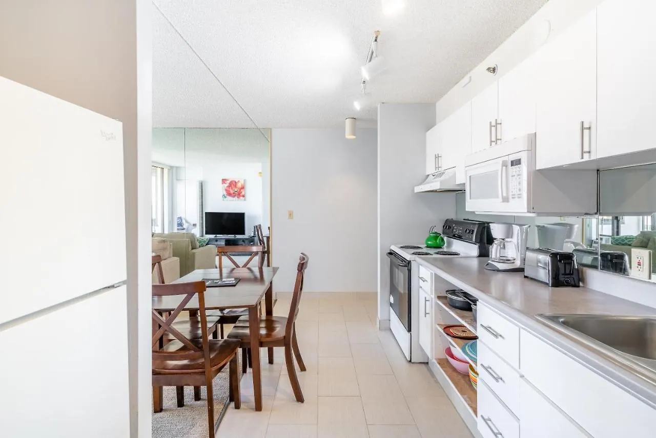 Light & Airy Waikiki Condo With Private Lanai Condo Honolulu